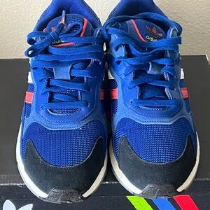 Adidas Blue and Black TRESC Run Sneaker Sz 9.5
